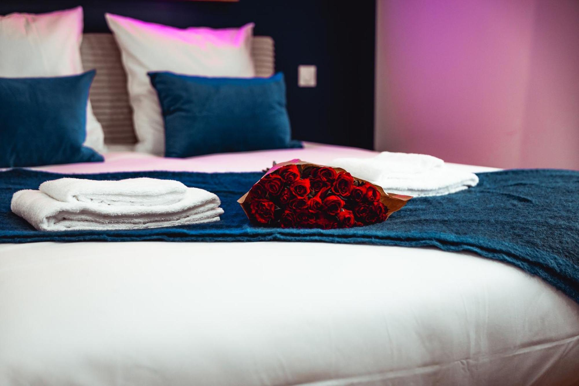 French Klss - Love Room By Prim0 C0Nciergerie Clermont-Ferrand Extérieur photo